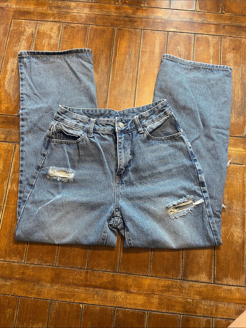 SHEIN Light Blue High-Rise Distressed Women’s Jeans